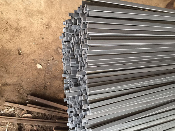 ���������������ҷ����Ƿ����ƣ�